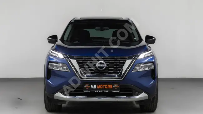 سيارة Nissan X-Trail موديل 2022 بدون دهان / 4 تدفئة / رأس علوي / متابعة الشارع / ذاكرة / بوس / كاميرا 360