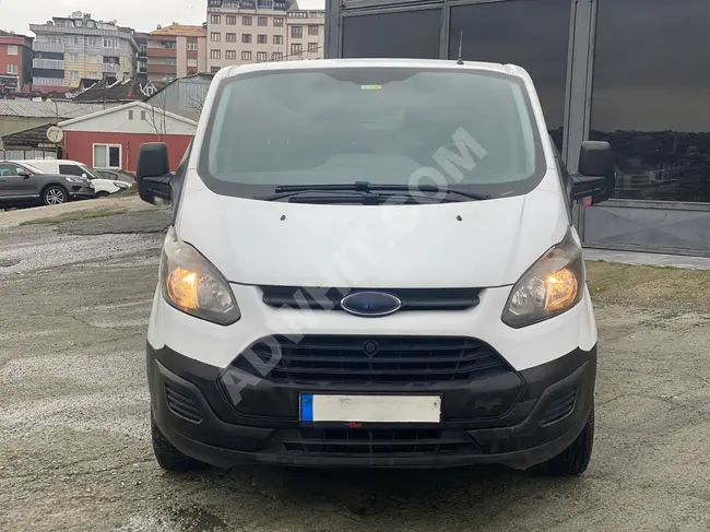 Ford Transit Custom 2016 model, customized with air conditioning, 229 km mileage - 60% down payment, 12-month checks.