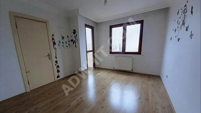 Apartment for rent in CEPE Complex on İKBAL Street in ÜMRANİYE.