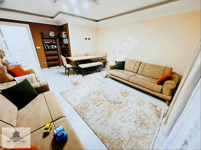 Apartment for sale 2+1, 2 minutes away from ÇIRÇIR Metro - Inside the complex, on the fifth floor, with an area of 90 square meters.