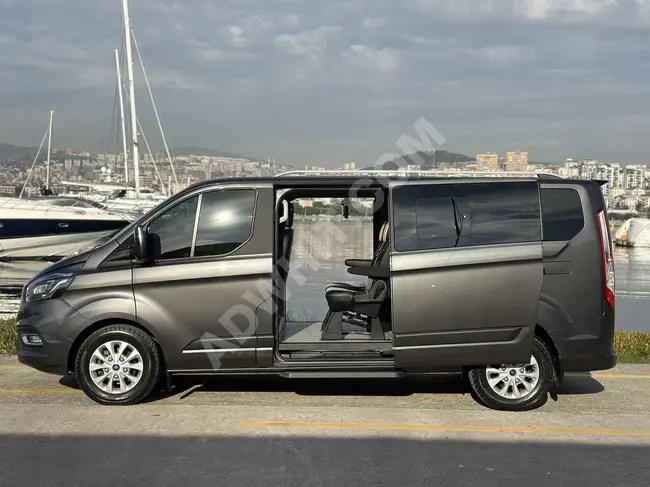 فان  Ford Tourneo Custom موديل 2021 - خالية من العيوب بمسافة 48.000 كم