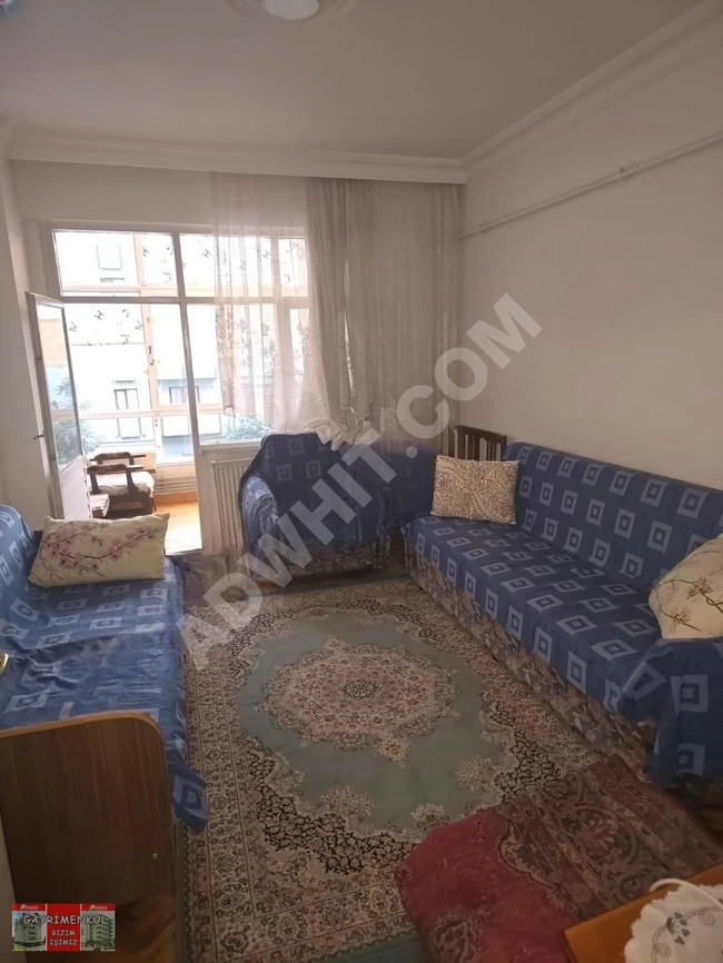 Apartment for sale, 2 minutes away from Metrobus Istanbul Municipality.