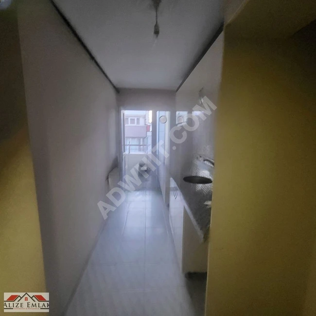 Apartment for rent, elevated ground floor in a central location in Esenyurt