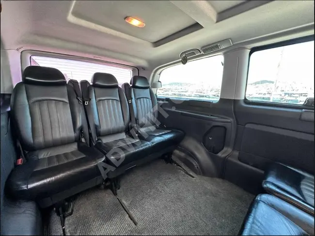 فان Mercedes - Benz Vito 113 CDI موديل 2011 - أوتوماتيكي، ثلاجة، جلد