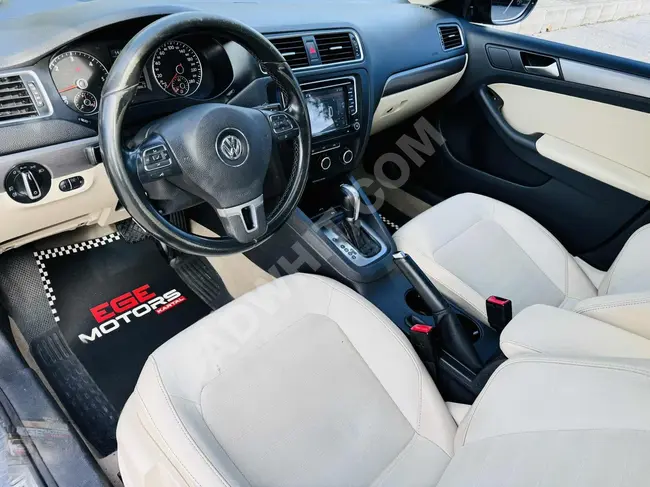 VW JETTA 1.6TDI COMFORTLİNE/ / أوتوماتيك / فتحة سقف / محافظ عليها من EGE MOTORS/