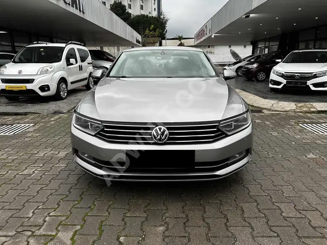 VOLKSWAGEN PASSAT 1.6 TDI BLUEMOTION COMFORTLINE model 2016 with DSG transmission