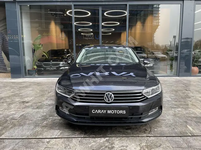 Volkswagen PASSAT  - موديل 2018 - 109 الف كم - من CARAY