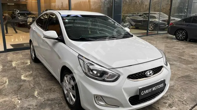 HYUNDAI ACCENT BLUE - Model 2018 - Large screen - from CARAY