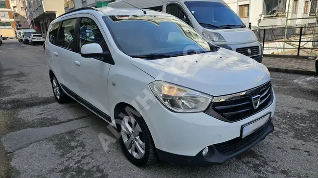 سيارة Dacia Lodgy 1.5 dCi موديل 2013 مع مكيف امكانية الدفع بالبطاقة - والمقايضة