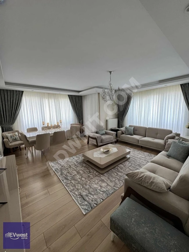 3+1 apartment with an area of 155 square meters on a middle floor in a new building close to ATAKENT Street.