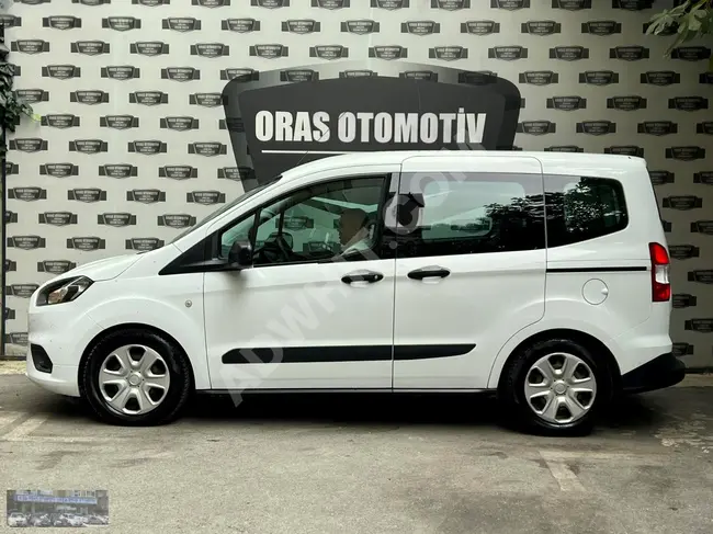 Ford Tourneo Courier  -موديل 2020 - 118 الف كم - من ORAS