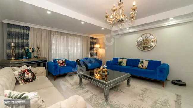 Third-floor apartment in a 2-year-old building, 3+1, in an area near BAHÇELİEVLER ULUBATLI HASAN Street.