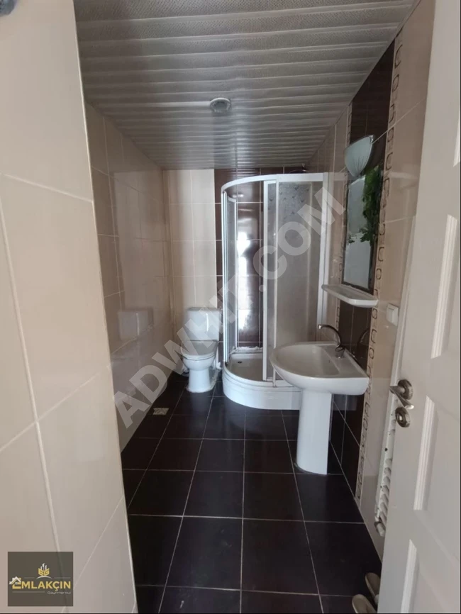 2+1 apartment with an area of 79 square meters for rent in İstanbul Başakşehir, Kayaşehir Region 20.