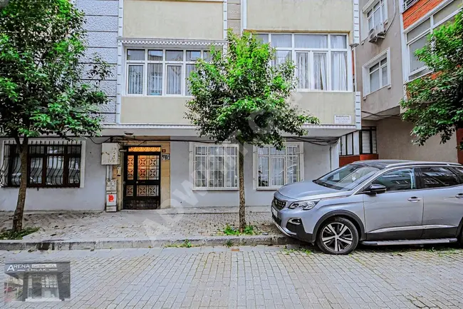 A 2+1 flat with a 100 square meter entrance level near the KALE center in the GÜNGÖREN district of GÜBEN.