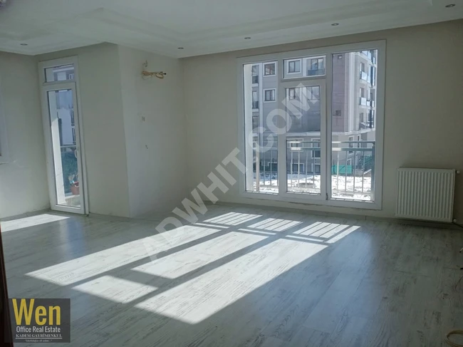 Spacious 2+1 apartment for rent in a prime location in Beylikdüzü Adnan Kahveci.