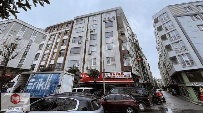 YAYA VE ARAÇ TRAFİĞİ YOĞUN BÖLGEDE CADDE ÜZERİ SATILIK BİNA