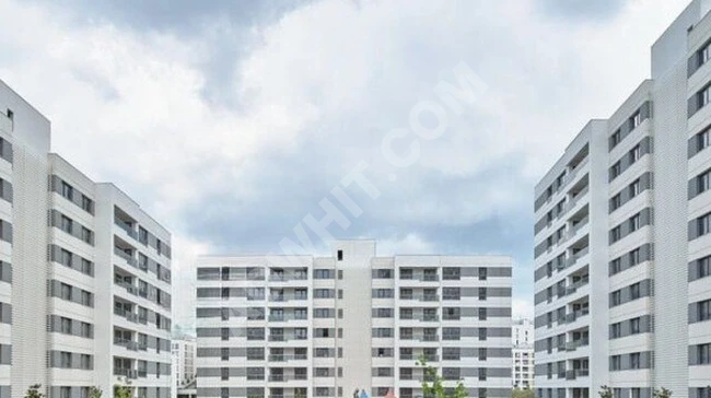 3+1 Apartment for sale in the Kayaşehir 22 area