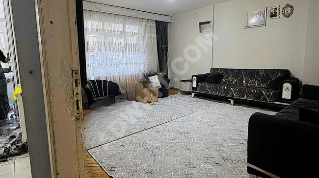 Apartment for sale 2+1 on the middle floor in the center of GÜNGÖREN