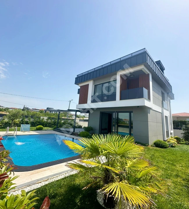 Luxurious 7+2 villa for sale with panoramic sea view in BEYKİLDÜZÜ.