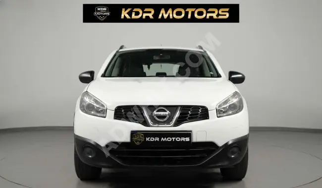 Nissan Qashqai 2011 model without defects or paint, with a down payment of 200,000 and an installment plan over 36 months from KDR MOTORS.