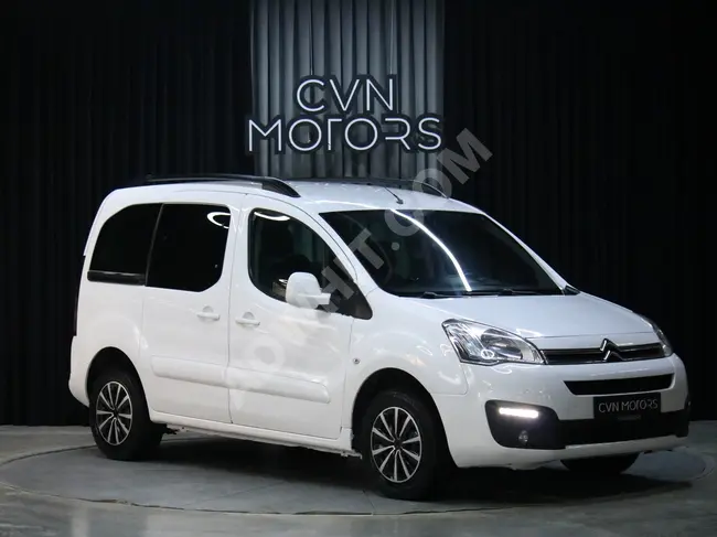 Citroen Berlingo with a down payment of 128,000₺ and installments over 36 months through bonds or 12 installments on a credit card.