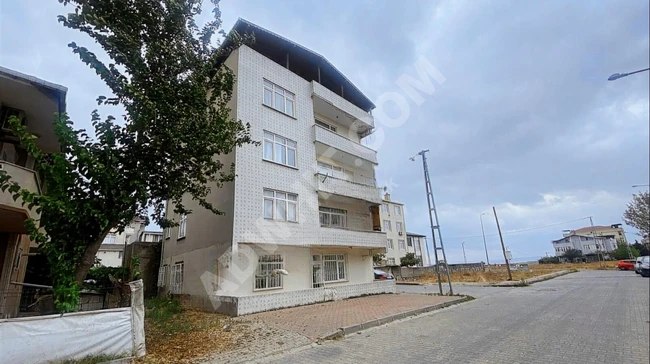 Complete building for sale in TEPECİK with 5 floors and a sea view, urgent offer.