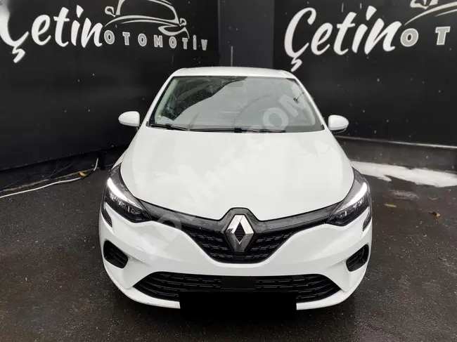 CLIO car - with a payment of 299,000 through mortgage and installment options