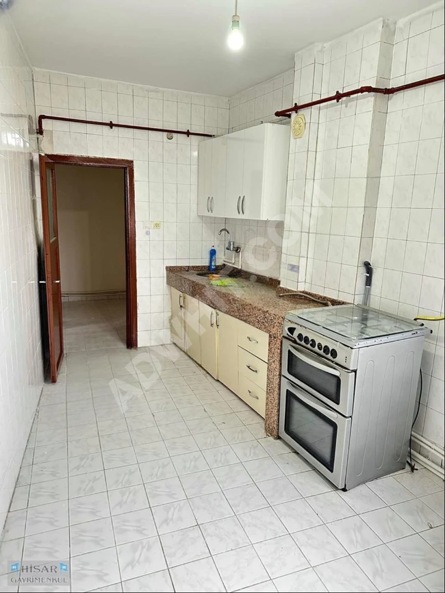 Apartment with 2 + 1 rooms, 100 square meters in Fevziçakmak.