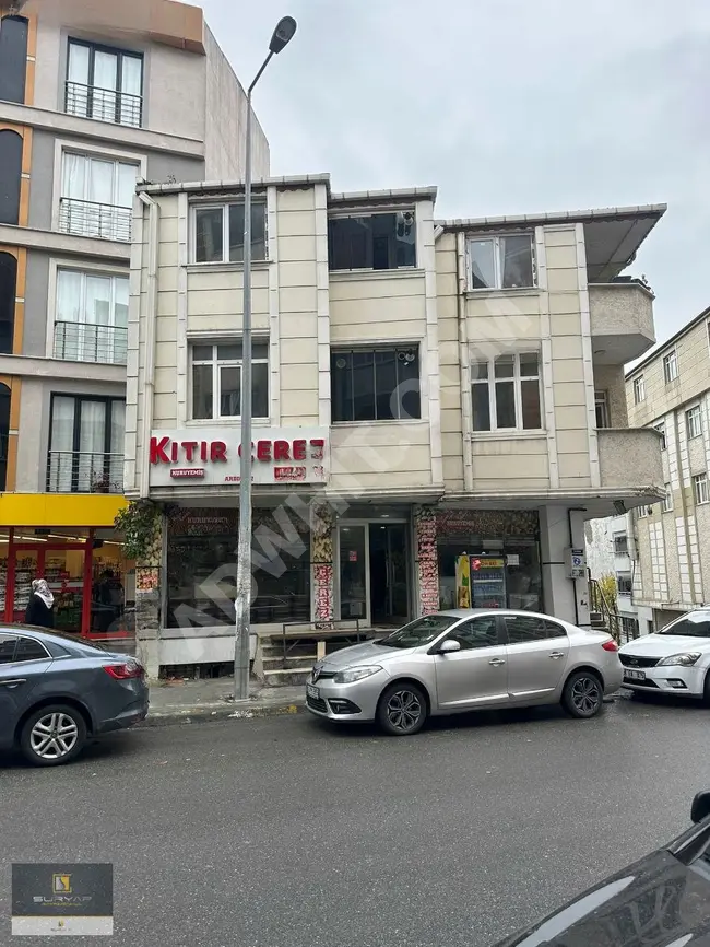 Commercial store for urgent sale, 95 square meters, on the main street in Ispartakule.