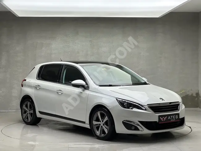 سيارة PEUGEOT 308 BLUEHDİ ALLURE EAT6 - مع سقف زجاجي / إمكانية قرض %1.79