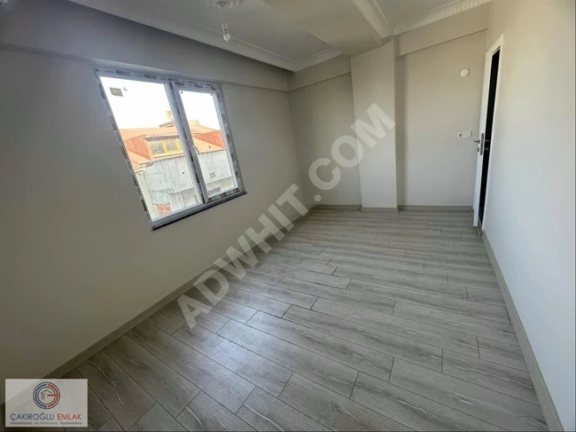 4+2 apartment within walking distance of Forum Istanbul and the metro.