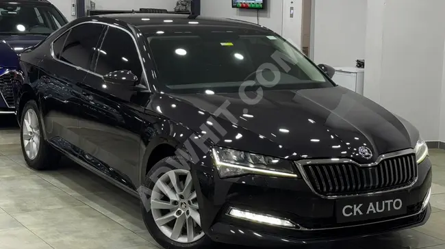 سيارة SKODA SUPERB 1.5 TSI PREMİUM موديل  2021  49,000 كم ناقل حركة DSG