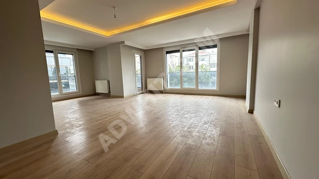 3+1 apartment for sale with parking in Bahçelievler district