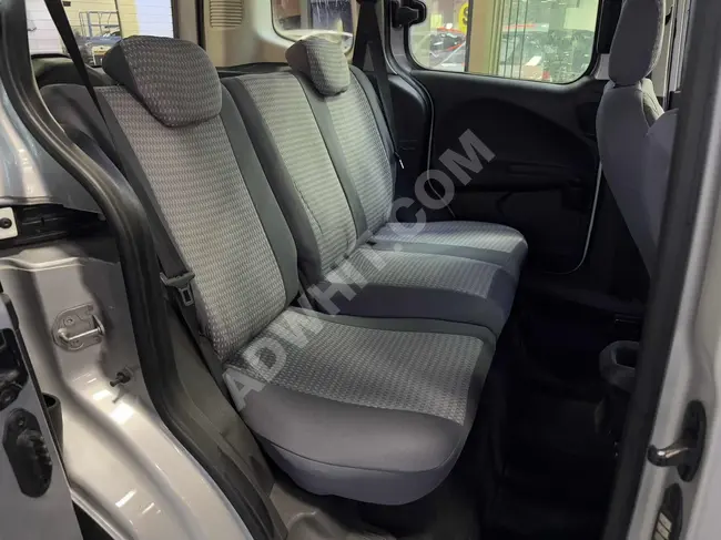 FORD COURIER 1.5 TDCI DELUX minivan, 2019 model, 95 horsepower, 6-speed.