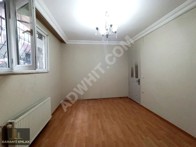 Unique 2+1 apartment with an area of 90 square meters in the center of SEFAKÖY with a garden on the top floor