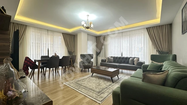 Spacious and comfortable 3+1 apartment for sale in Bahçeklevler, Siyavuşpaşa.