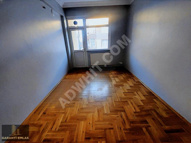 3+1 apartment for rent with an area of 130 square meters, painted and clean, in KEMALPAŞA