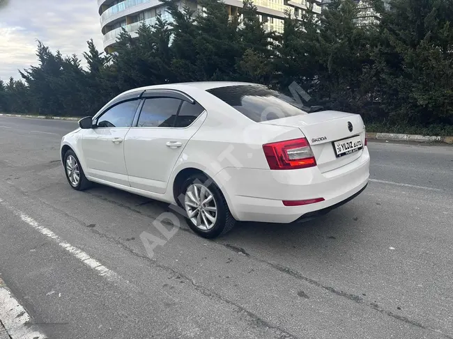 سيارة OCTAVİ 1.6 TDİ ELEGANCE موديل 2013 - CR حزمة كاملة - الصيانة في الخدمة