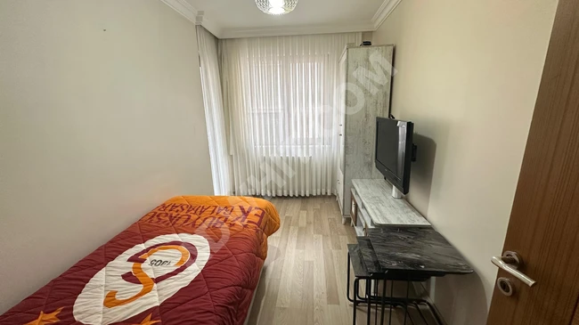 Spacious and comfortable 3+1 apartment for sale in Bahçeklevler, Siyavuşpaşa.