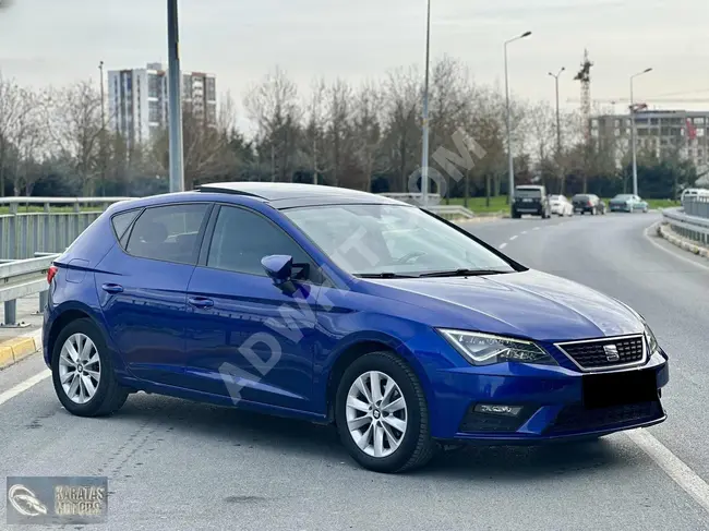 SEAT LEON - موديل 2017 -  مع سقف زجاجي، وإضاءة LED، وقماش ألكانتارا، وتابلت...- من KARATAŞ MOTORS