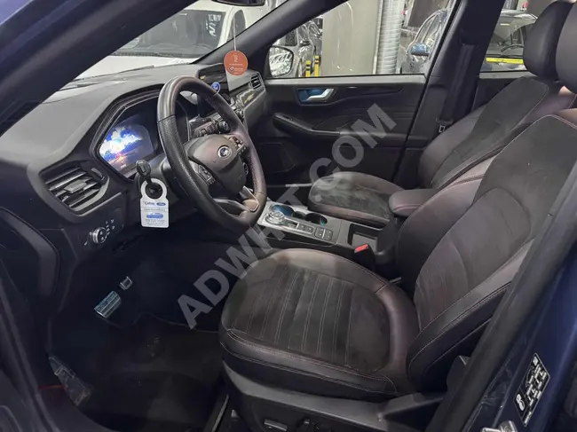 سيارةFORD KUGA ST LİNE  عائلية قليلة الكيلومترات موديل 2023 من ADİL OTOMOTİV