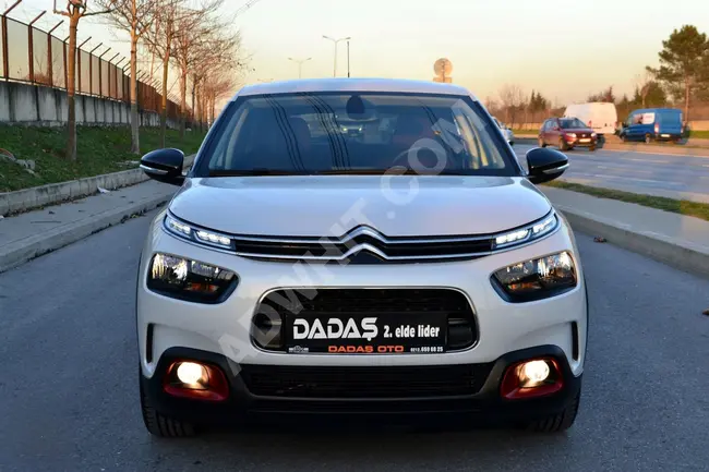 CITROËN C4 CACTUS, model 2018, the only one in Turkey with 6001 kilometers, glass roof, no paint.