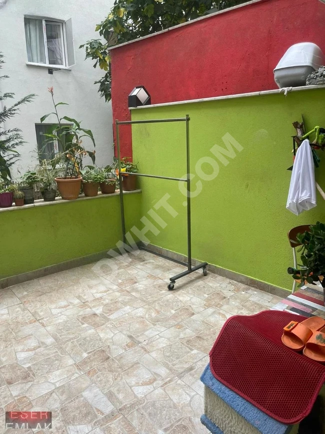 An apartment in a new building located on the garden floor, 7-8 minutes away from the metro.