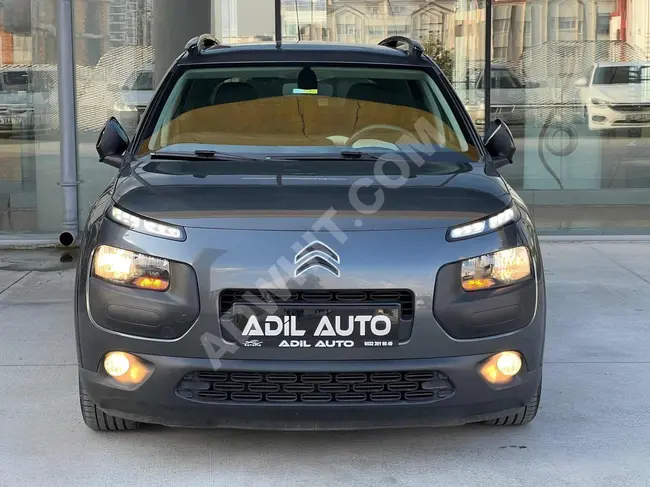 Citroen C4 Cactus, 80,000 km, without defects or paint, accident-free, automatic glass roof.