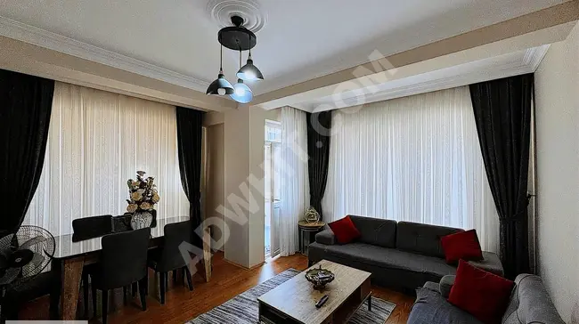 2+1 apartment on a middle floor with an elevator in ÜMRANİYE ÇAKMAK.