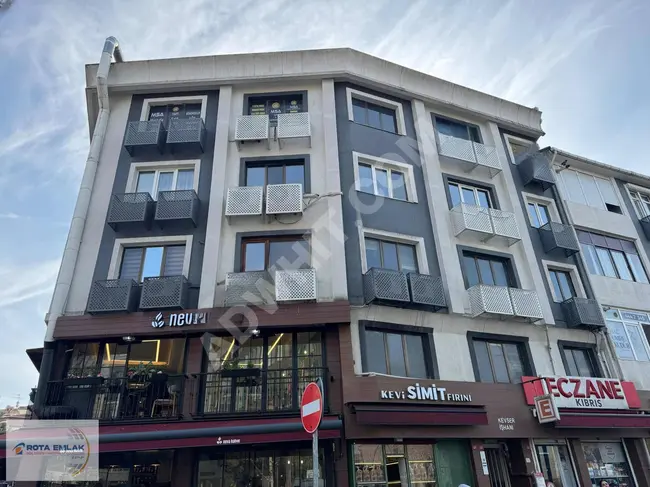 ÜSKÜDAR ROTA EMLAK'TAN BELEDİYE BİNASI KARŞISINDA KİRALIK OFİS