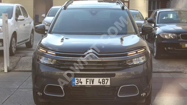 Citroen C5 Model 2022 with a glass roof, electric charging, speed tracking, and blind spot.