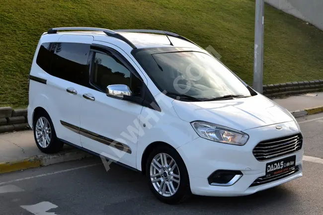 Ford minivan, 2019 model, with a mileage of 150,000 km - 100 horsepower