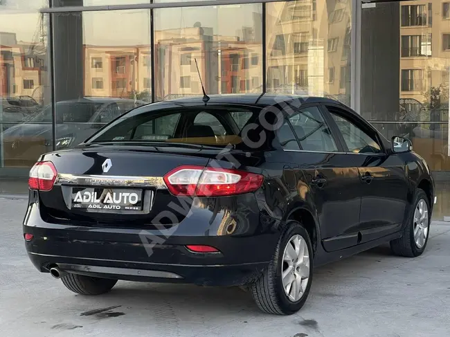 Renault Fluence with 195,000 kilometers in black and automatic from ADİL AUTO