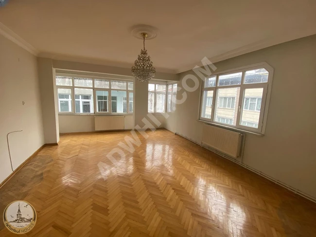 3+1 Apartment in Middle Floor in BAHÇELİEVLER - by İSTANBUL HOUSE